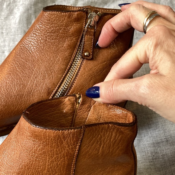 NWT - Italian made leather ankle booties sz 39 brand "gravity pope" - Picture 13 of 16